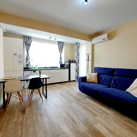 Lotus Blue Nord Zona Cluburilor