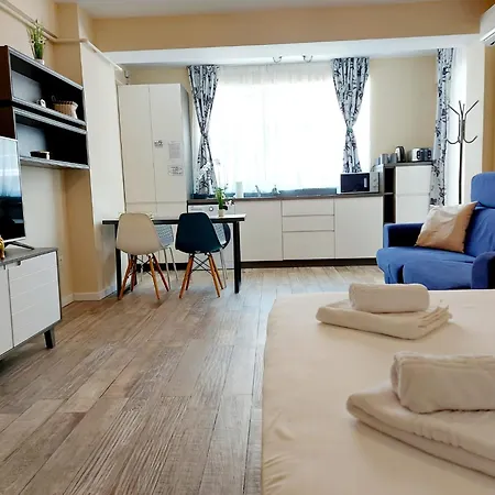 Apartment Lotus Blue Nord Zona Cluburilor Mamaia