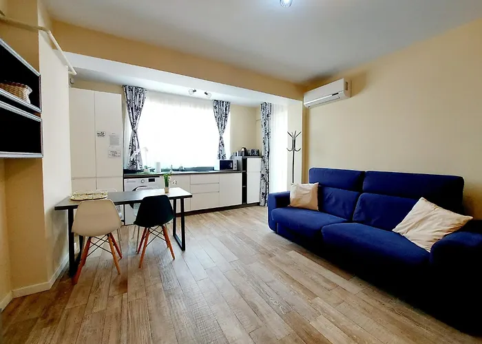 Lotus Blue Nord Zona Cluburilor