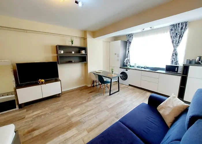 Lotus Blue Nord Zona Cluburilor Mamaia